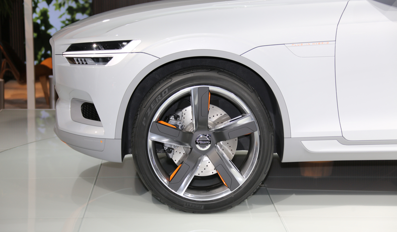 Illustration for article titled The Volvo Concept XC Coupe And Its Orange Bits Are Beautiful